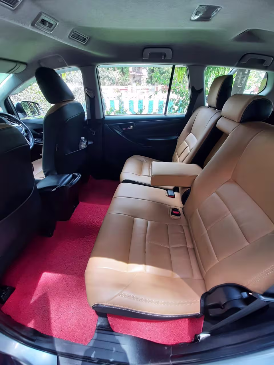 Toyota Innova Crysta gallery 8
